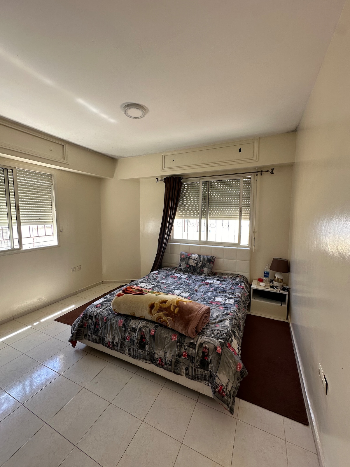 Home in Casablanca  1 bedroom  1 bed  2 shared baths - image 5