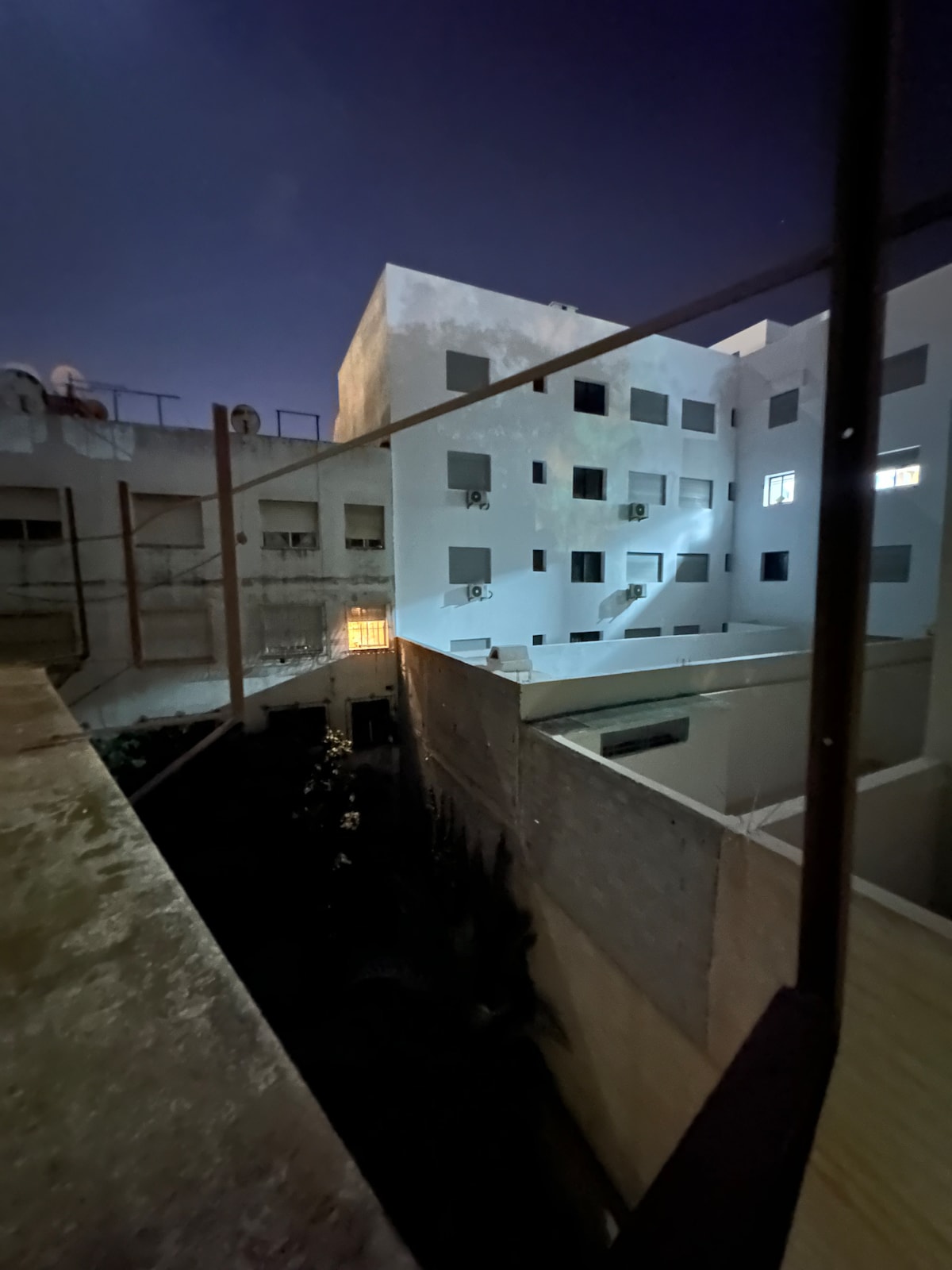 Home in Casablanca  1 bedroom  1 bed  2 shared baths - image 4