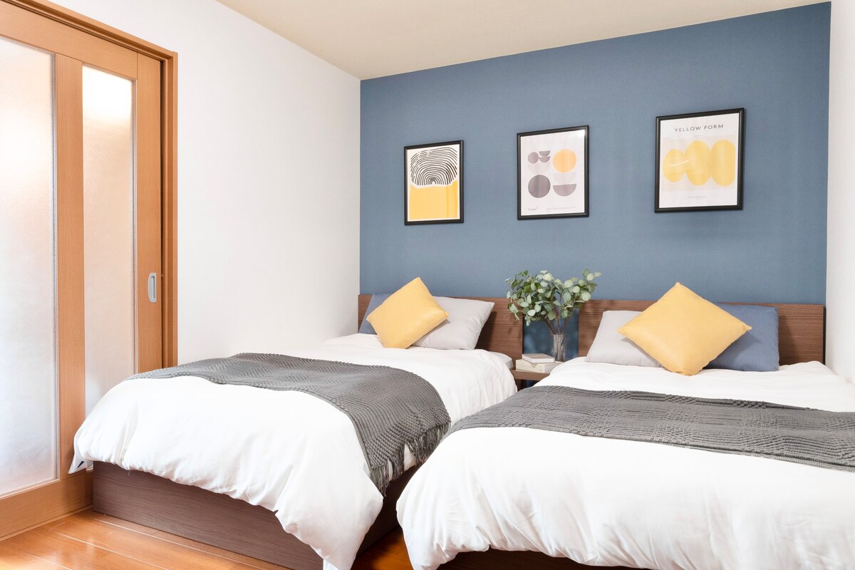 3 מיטות זוגיות למחצה בסך הכול