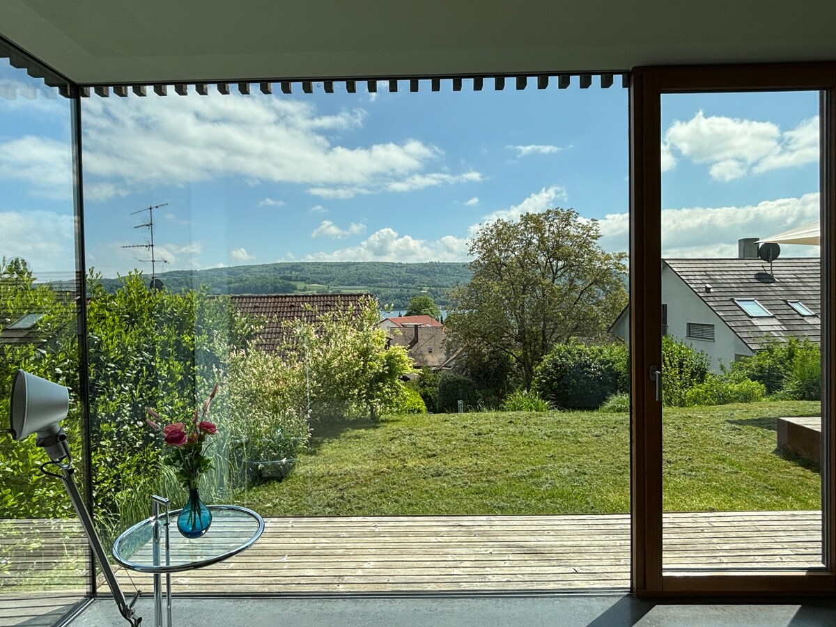Erfolgreiche Airbnb-Immobilie: Loft with Garden and Lake View in Konstanz