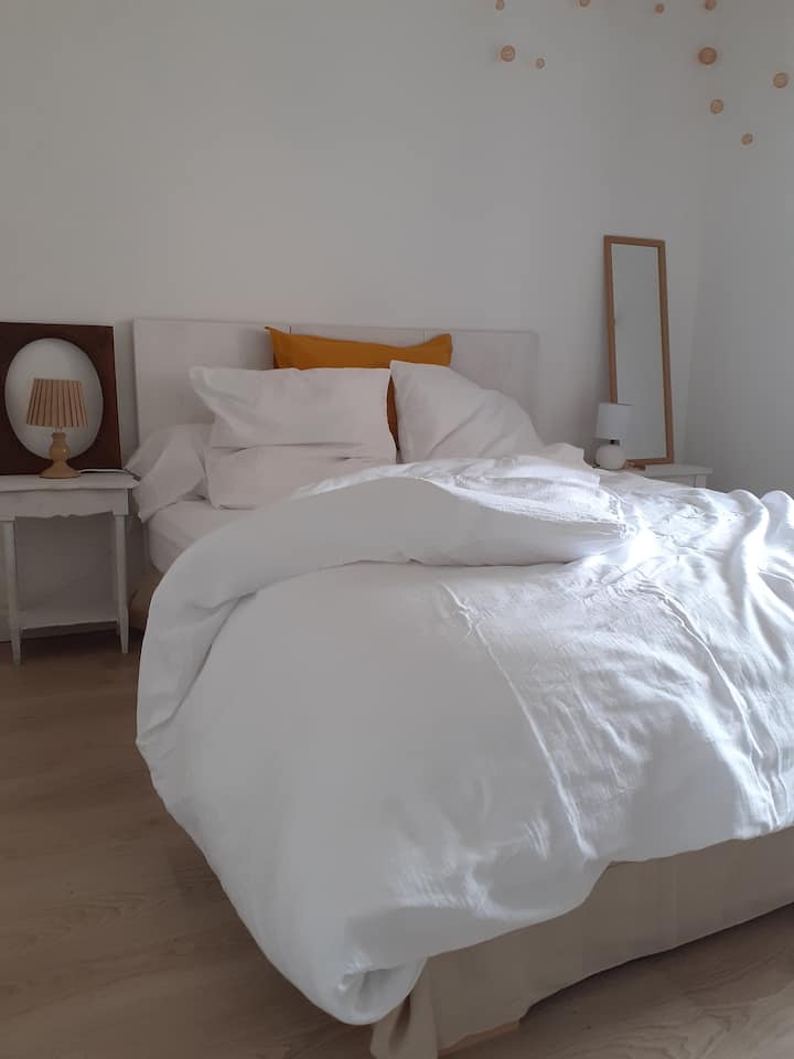 غرفة النوم 1