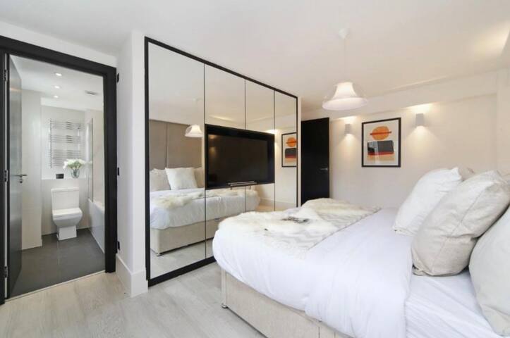 Marylebone Marble Arch Central London 3 Bed Apt gallery image 2