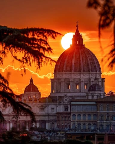 ViviRoma Prati by Vatican museum & Sistine chapel