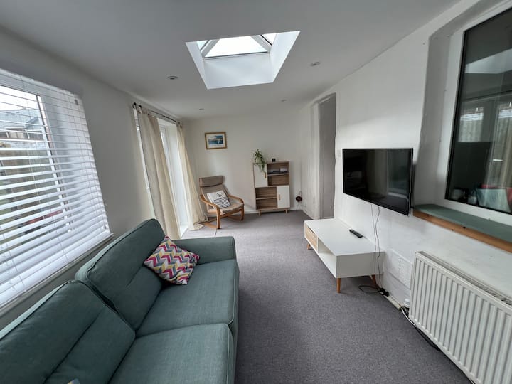 Affordable Apartment Near Fistral/towan Parking - Mawgan Porth