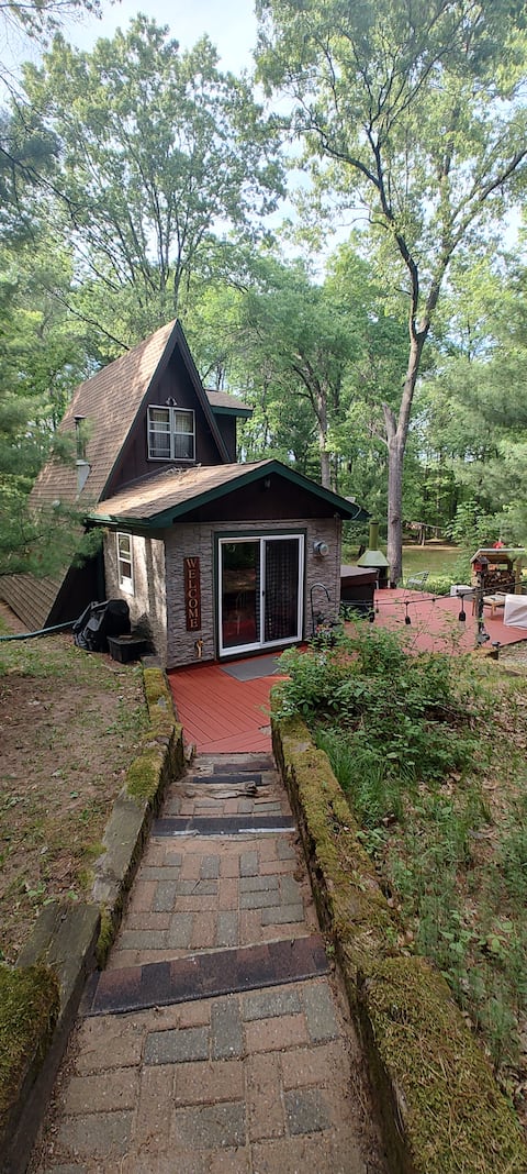 A-Frame Castle Rock Family Getaway