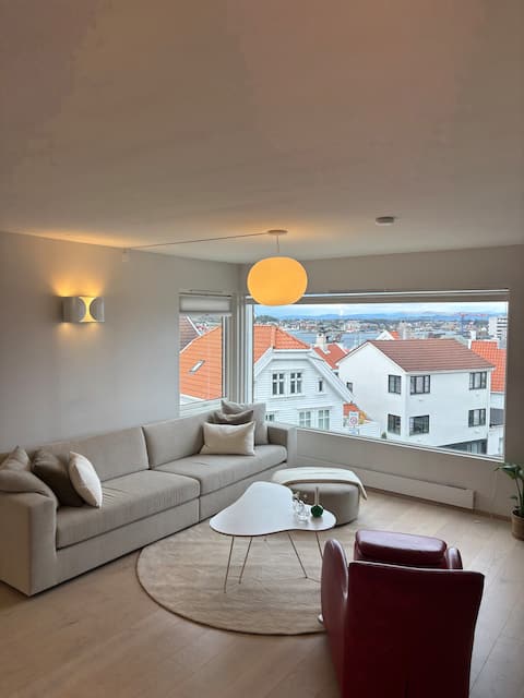 Top performing Airbnb: Apartment in Stavanger city center with free parking in Eiganes Og Våland
