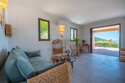 Popular Airbnb listing: Cabane Theasis , sea as far as your eyes can see in La Croix Valmer