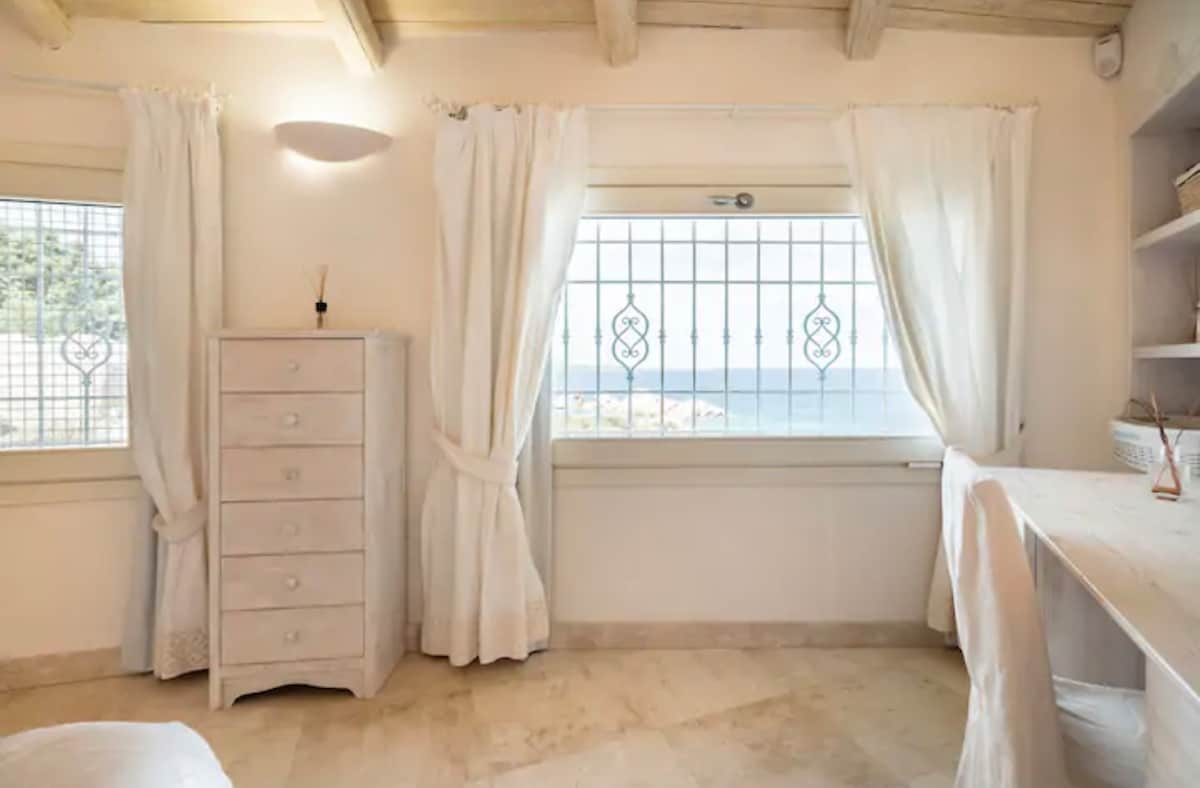Villa Paradiso Baja Sardinia in Baja Sardinia — property photo 13