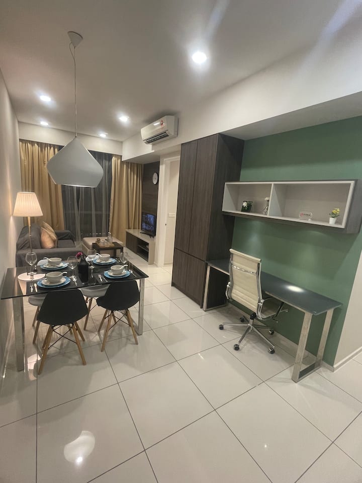 23a: Heart Of Kl | 1-br, 1-ba | Central Kl - Bukit Bintang