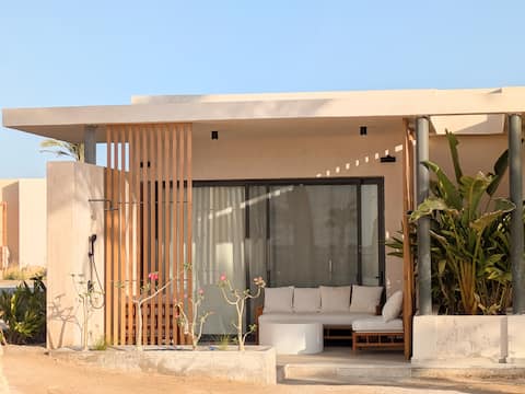 Magical Cabana Steps From Beach & Pool