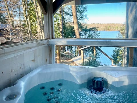 Muskoka Lake Hideaway + HOT TUB/Bonfires/4-Seasons