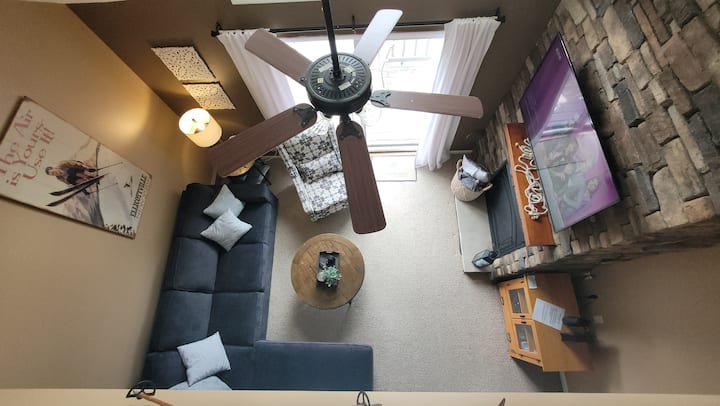 Cozy Cool Condo A/c + Balcony. Near Holiday Valley - Ellicottville, NY