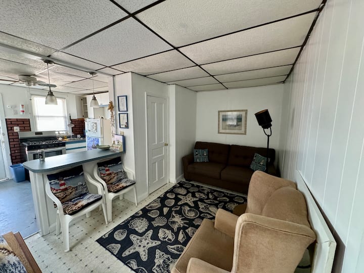 Wildwood Crest Apartment - Wildwood, NJ