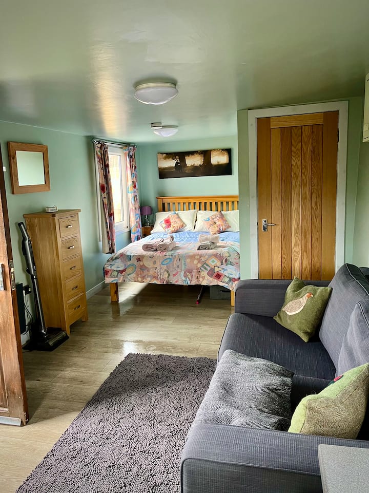 Little Minnows Cabin In 15 Acres Of Countryside - Clatteringshaws Loch