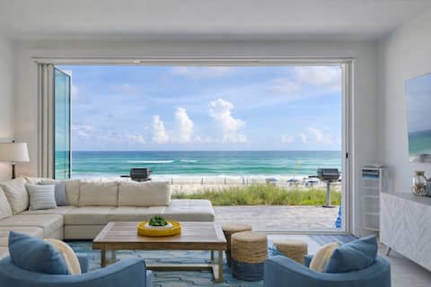Popular Airbnb listing: Beachfront Destin Retreat | Rooftop Pool | Slps 16 in Destin