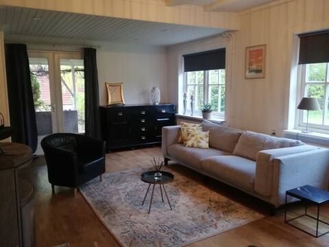 Farmhouse on Veluwe
with free range to forest