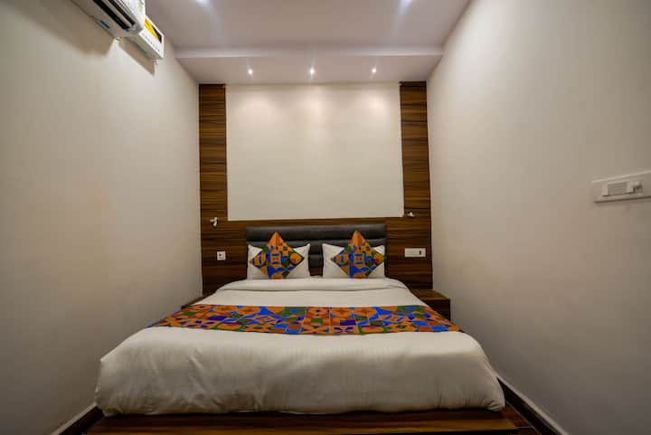 12 Separate Rooms With Washroom - Faridabad