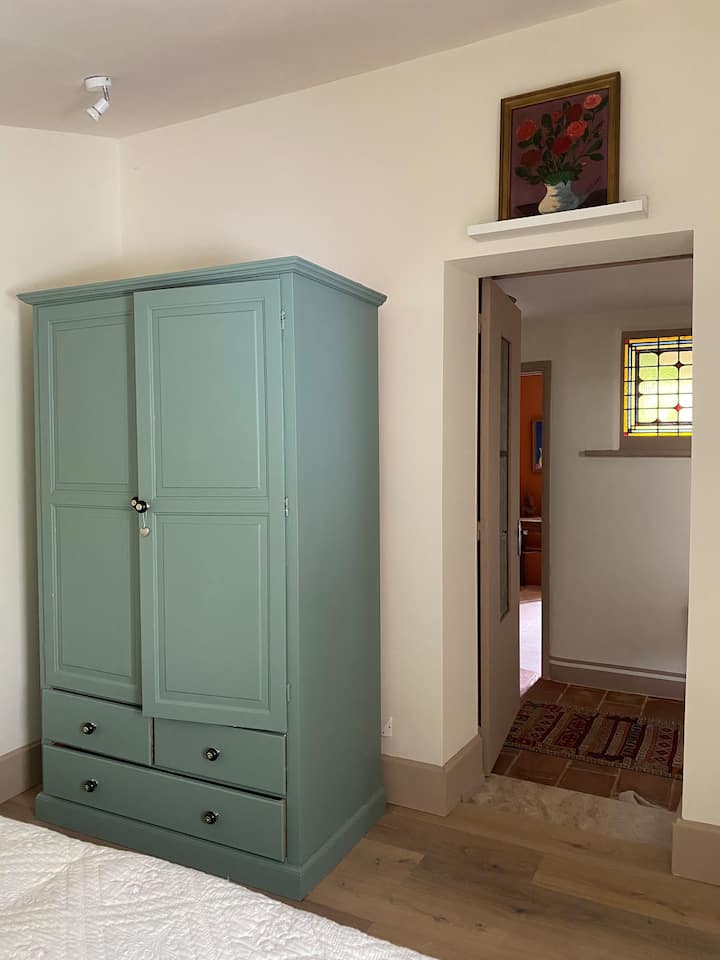 საძინებელი 2