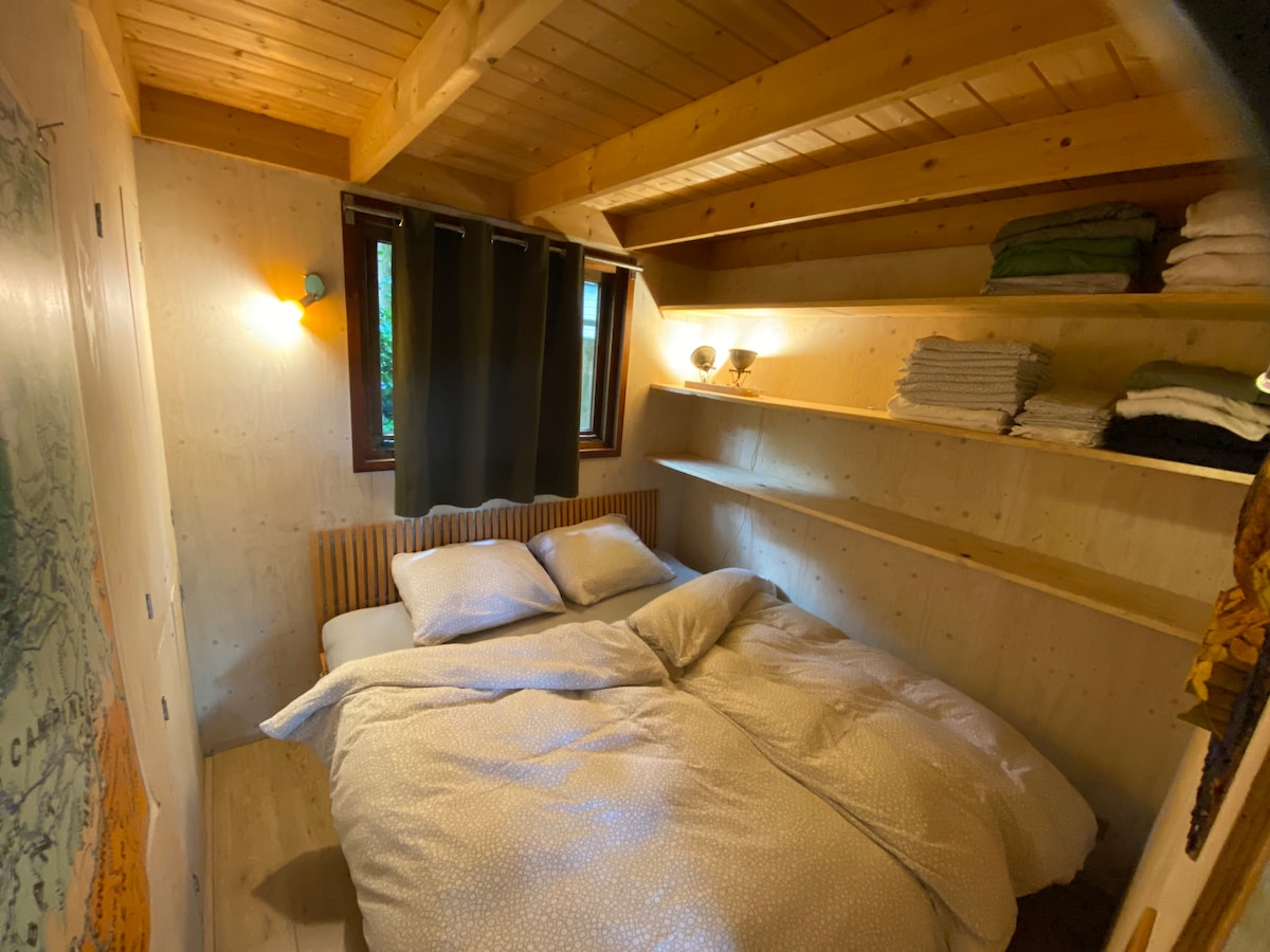 საძინებელი 1