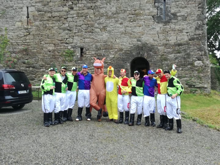 Stag And Hen Party And Private, Ballaghmorecastle - Roscrea