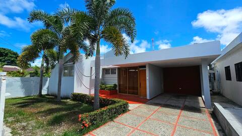 Casa Tres Palmas