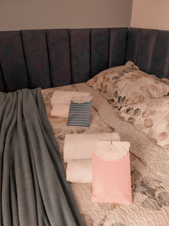 غرفة النوم 1