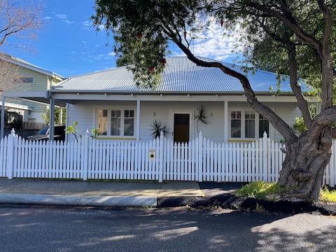 Character cottage near the beach
