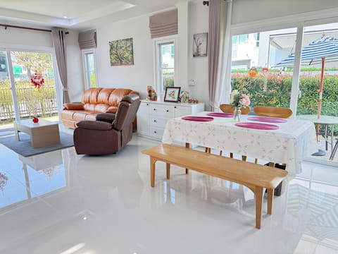 Private 3BR Family Home | Near Lanna SBS School
