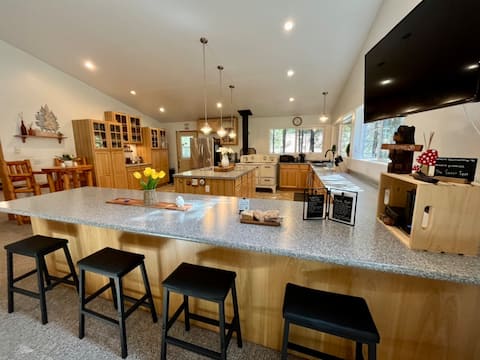 Peaceful Views- Cozy Cabin With Traeger/1.5 Acres