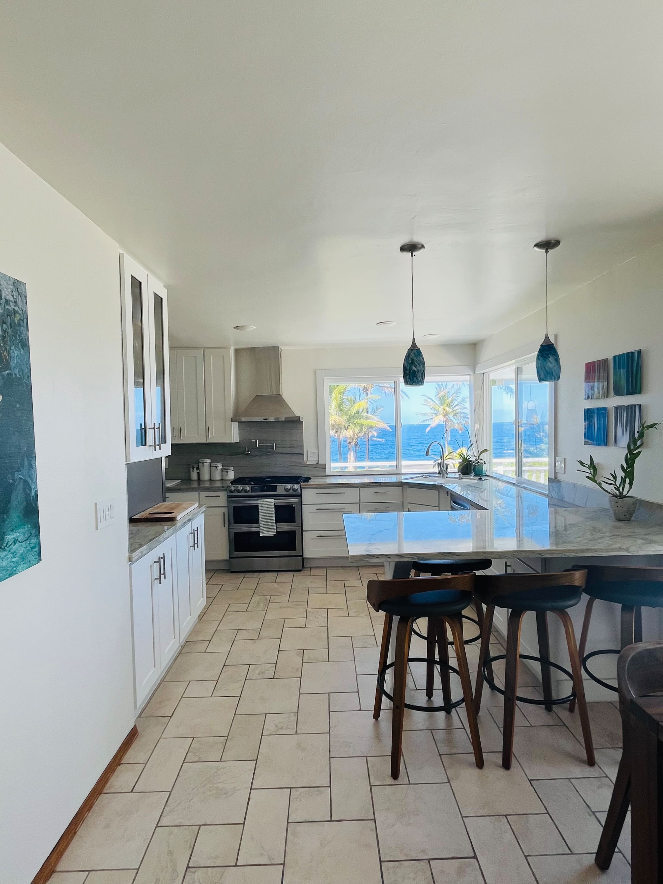 Home in Pahoa · ★4.86 · 2 bedrooms · 2 beds · 1 private bath - Photo 10