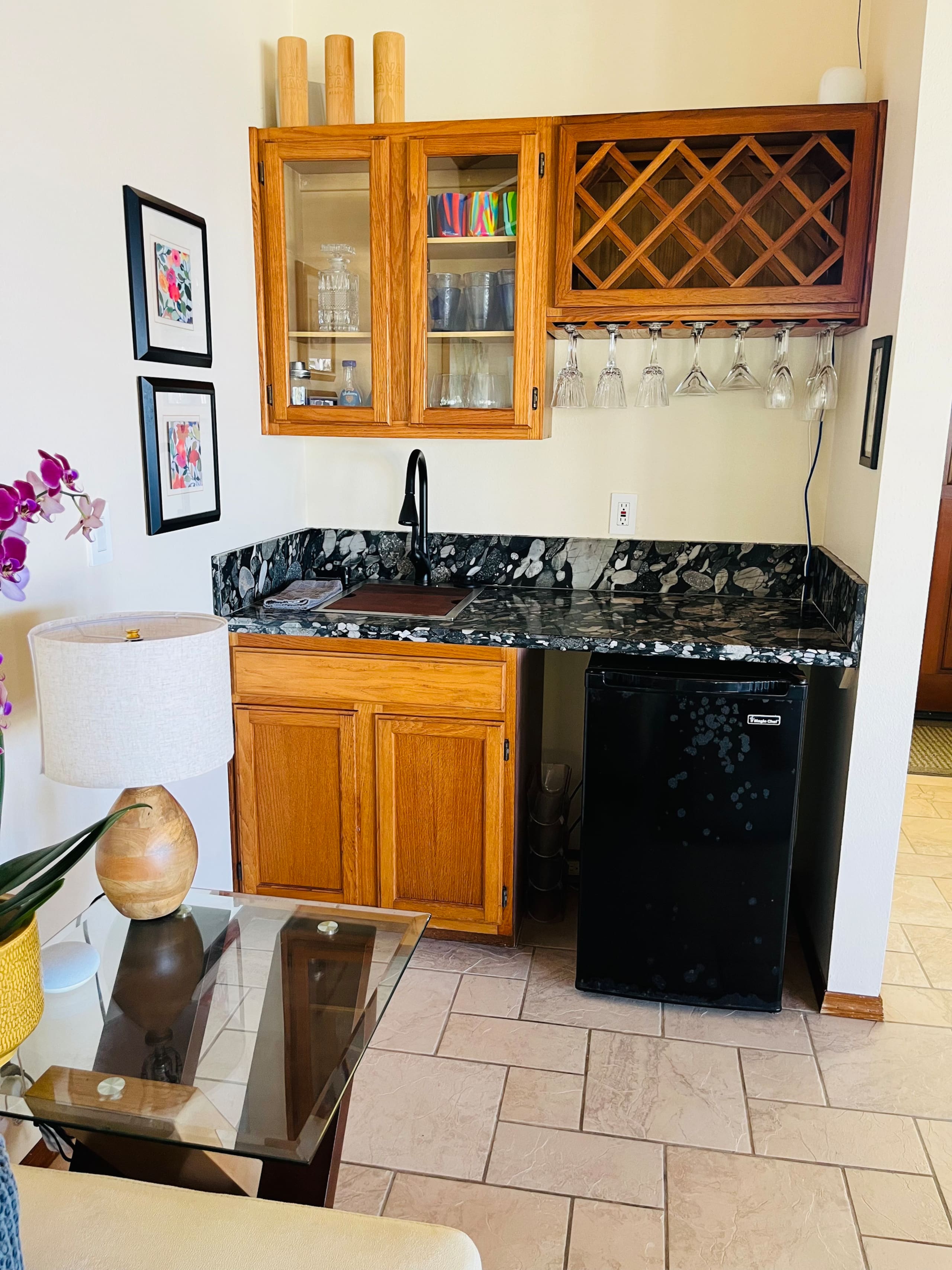 Home in Pahoa · ★4.86 · 2 bedrooms · 2 beds · 1 private bath - Photo 6