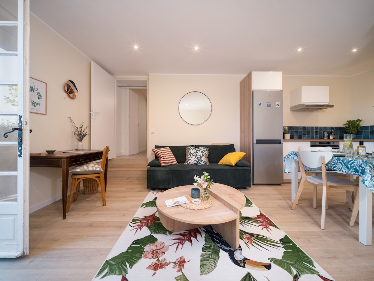 Successful Airbnb property: In an olive grove, charming lower house in Aubagne