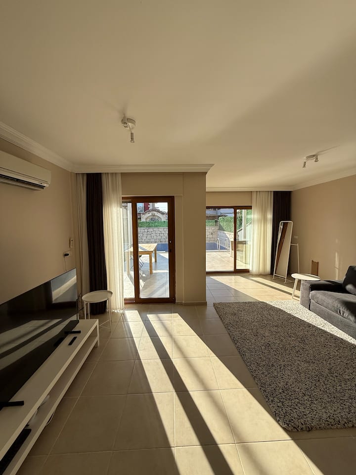 Alaçatı Da Günlük Kiralık Villa - Alaçatı