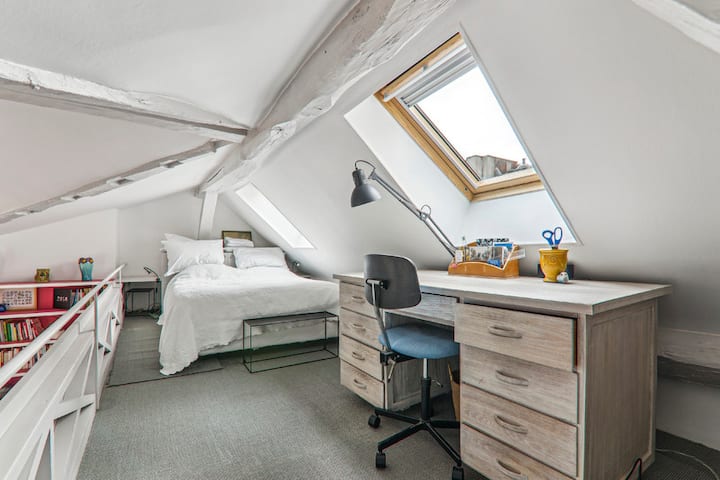 Schlafzimmer 2