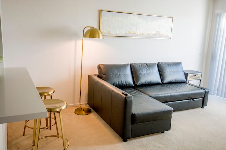 Waterfront W/ Heated Pool & Free Pkg - Coronado Island, CA
