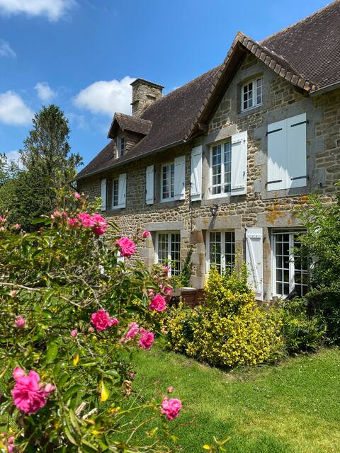 Gite chic Mont Saint Michel (massage-jacuzzi)