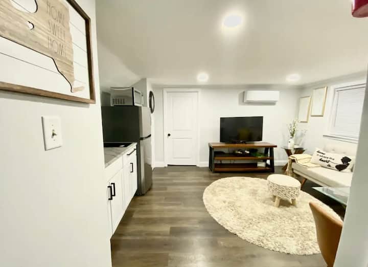 3rd -Cozy Home Away From Home! - Elizabeth, NJ
