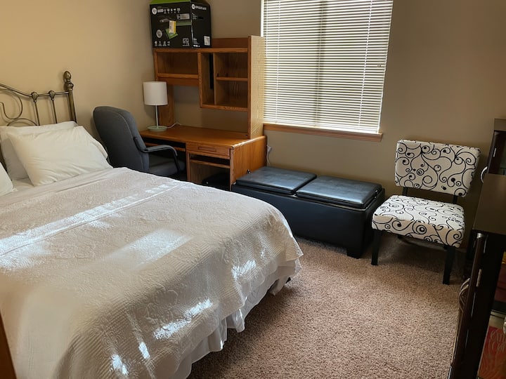 غرفة النوم 2