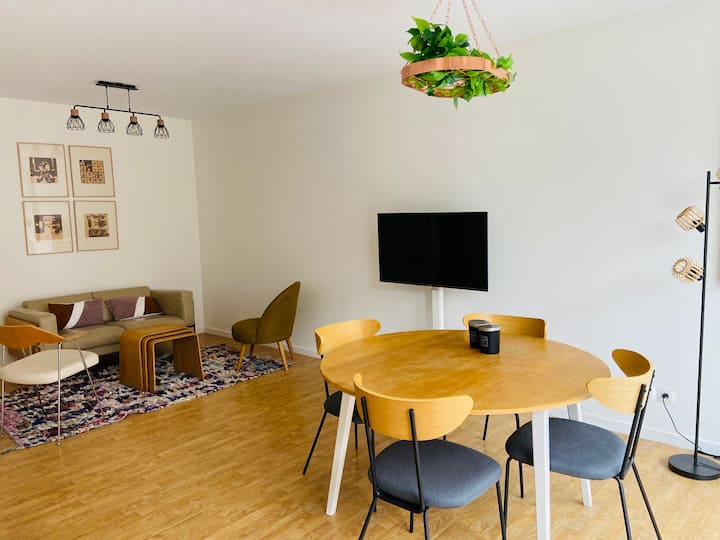 Cozy 2 bedrooms, terrace, Centre Mouvaux