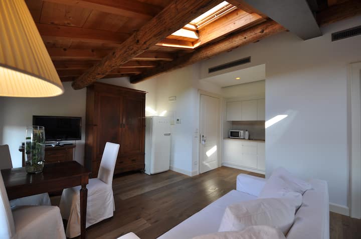 Love Nest Con Piscina - Castelnuovo del Garda