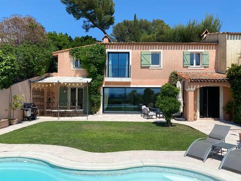 Beautiful house with pool.