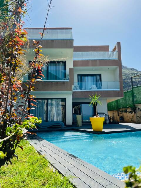 Villa tala