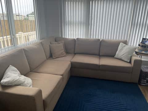 Top Airbnb: 8 Berth Home from home caravan “The chase” site. in Ingoldmells