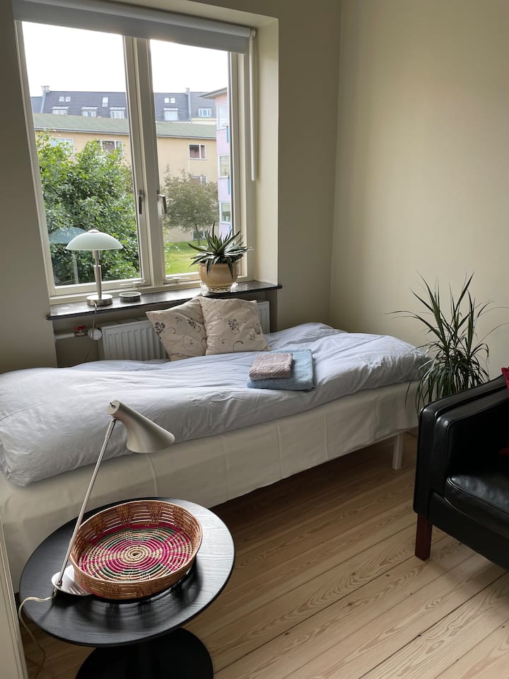 საძინებელი 2