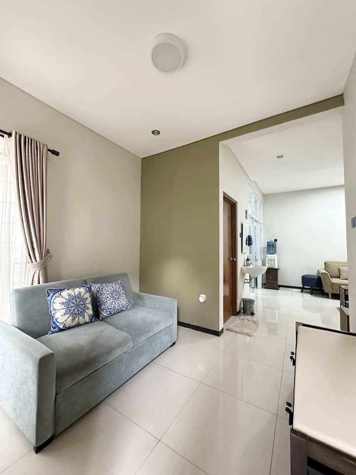 მისაღები ოთახი