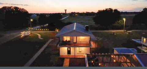 The 19th Hole B&B Near WinStar, Golf, and Concerts