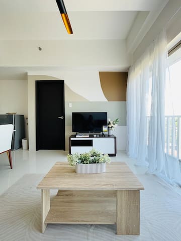 HuboMoto managed Airbnb listing 1
