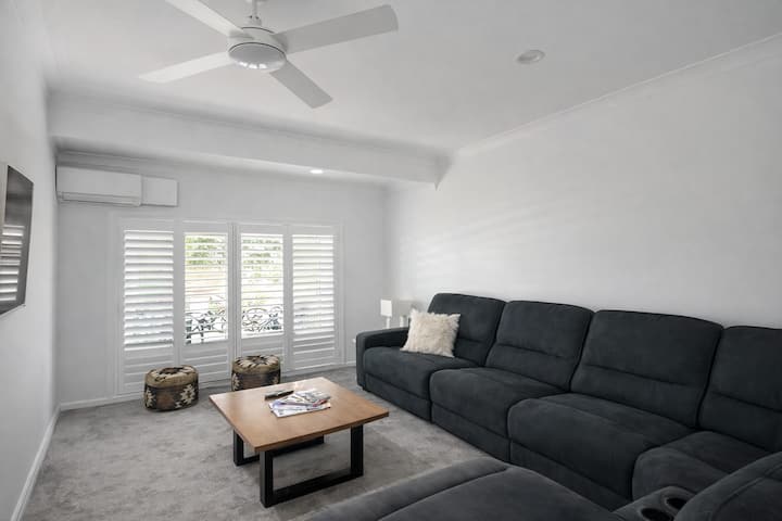 Stay On San Mateo- Sleeps 7- Mildura - Mildura