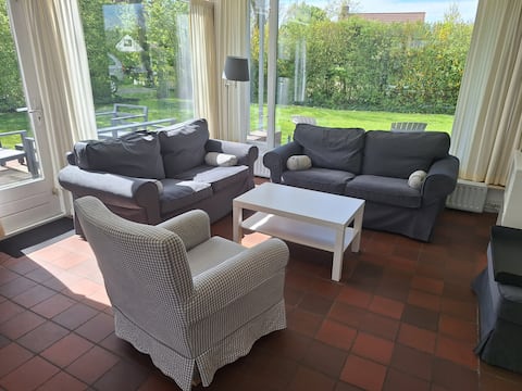 Successful Airbnb property: Beautifully located vacation home in Oostkapelle in Randduin
