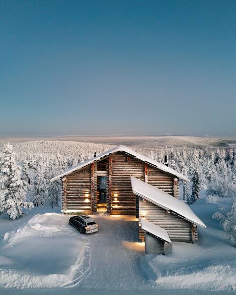 Luxury Villa Utsun Otso with outdoor jacuzzi